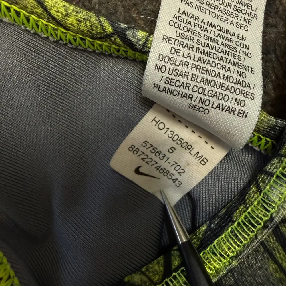 Nike Pro S women’s green Geometric abstract tank top bra activewear outdoor gym